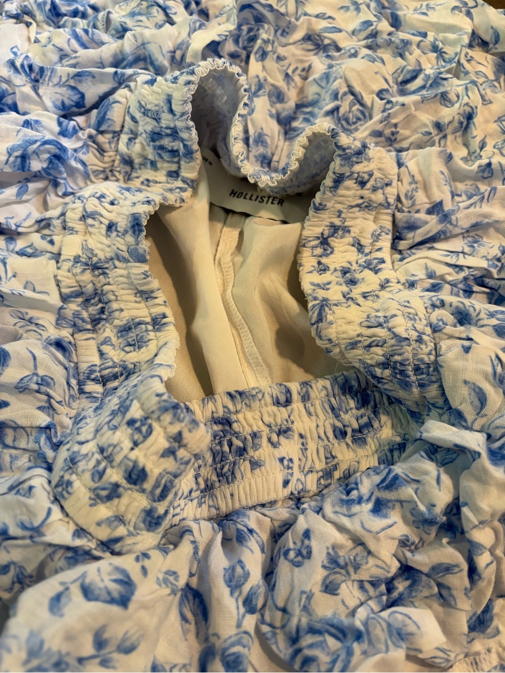 Hollister mini floral tiered skirt / skort with pockets, size S and EUC - Picture 11 of 12